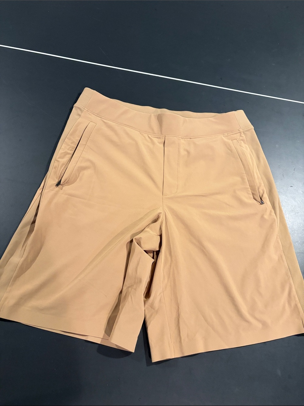 Athleta size 12 shorts